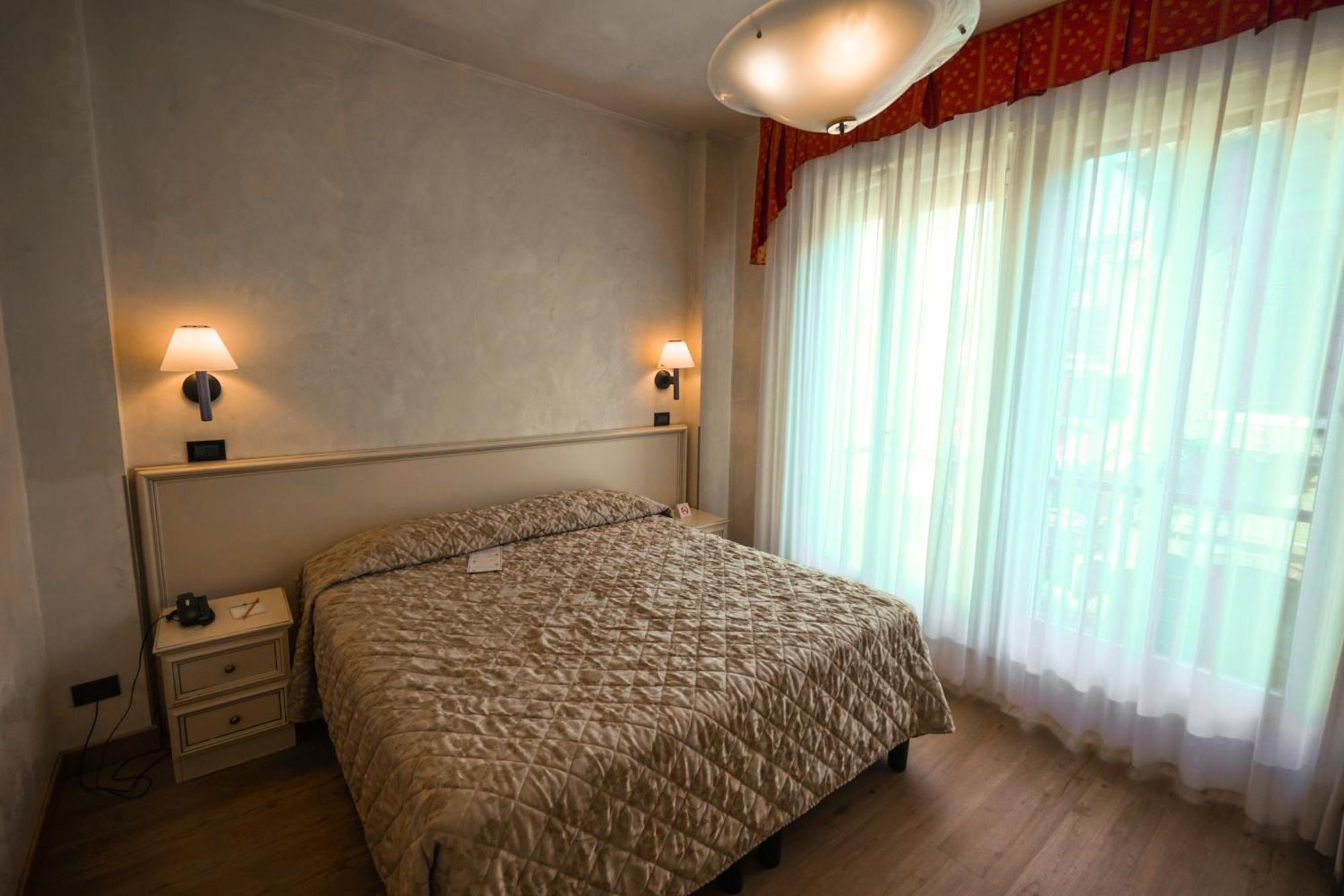 Hotel Carlton Capri Venice Ngoại thất bức ảnh